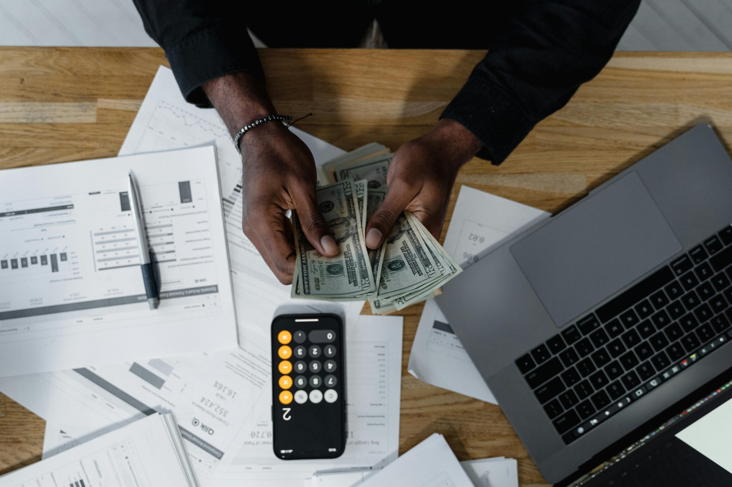 The role of accountants in protecting accountancy from the bad image of corruption
