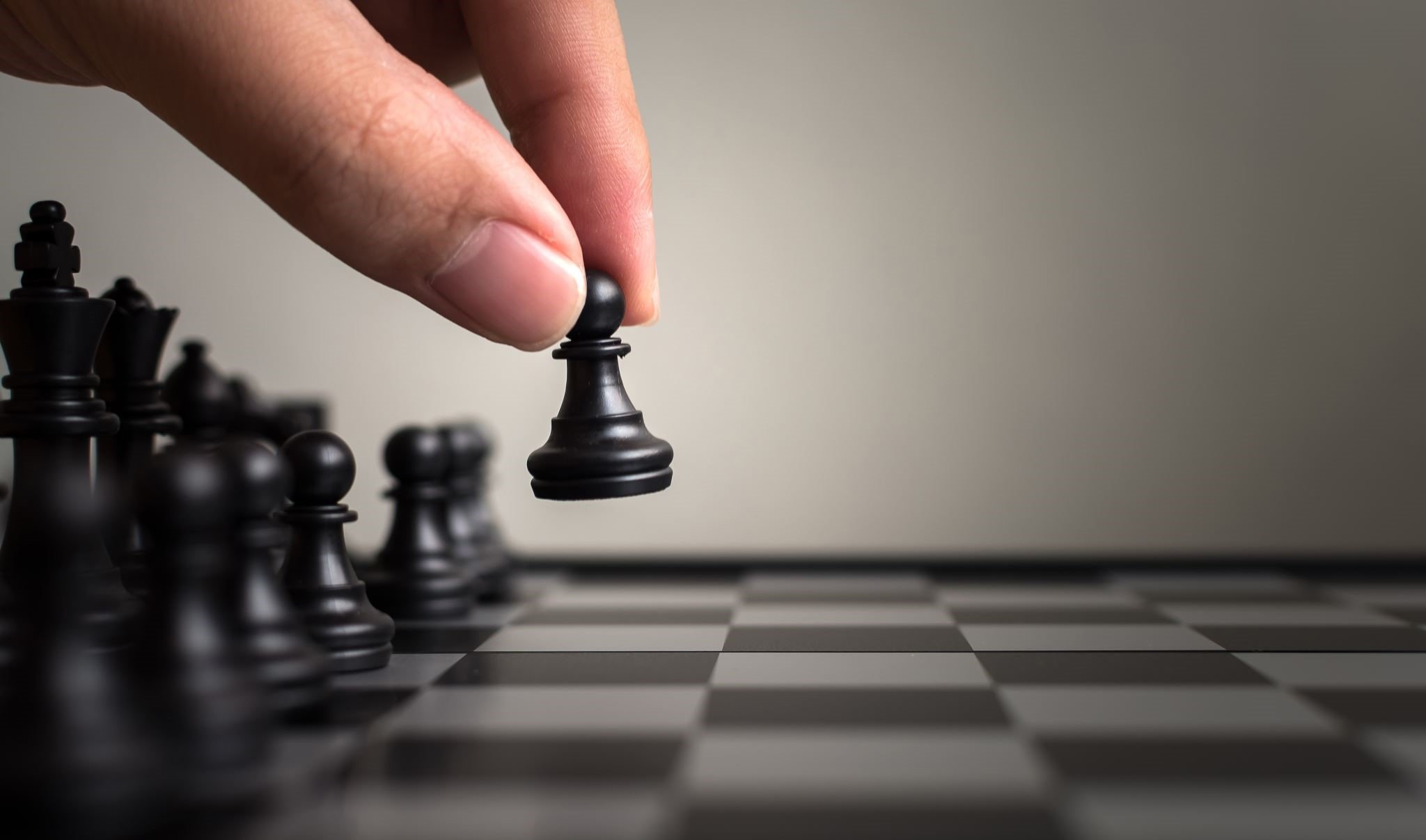 Weak decision-making frameworks, Everyone debates, no one decides