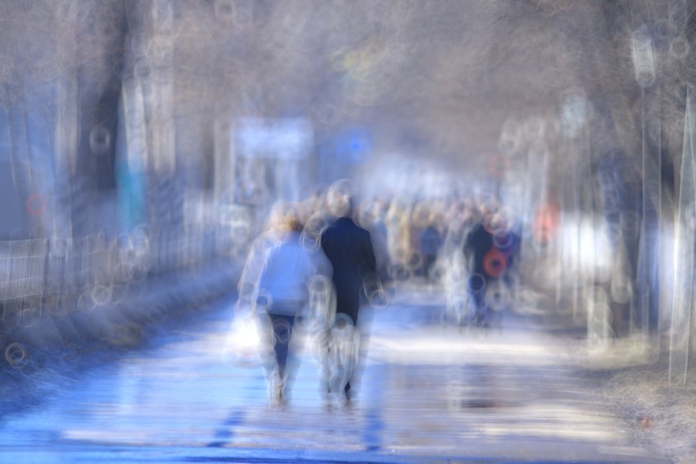 When vision becomes vague: the danger of building castles in the fog